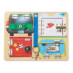 לוח מנעולים קטן מעץ דגם Locks and Latches Board Wooden Educational Toy